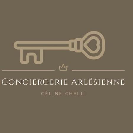 Le Cocon De La Roquette Apartment อาร์ลส์ ภายนอก รูปภาพ