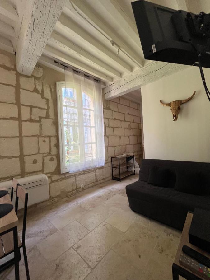 Le Cocon De La Roquette Apartment อาร์ลส์ ภายนอก รูปภาพ