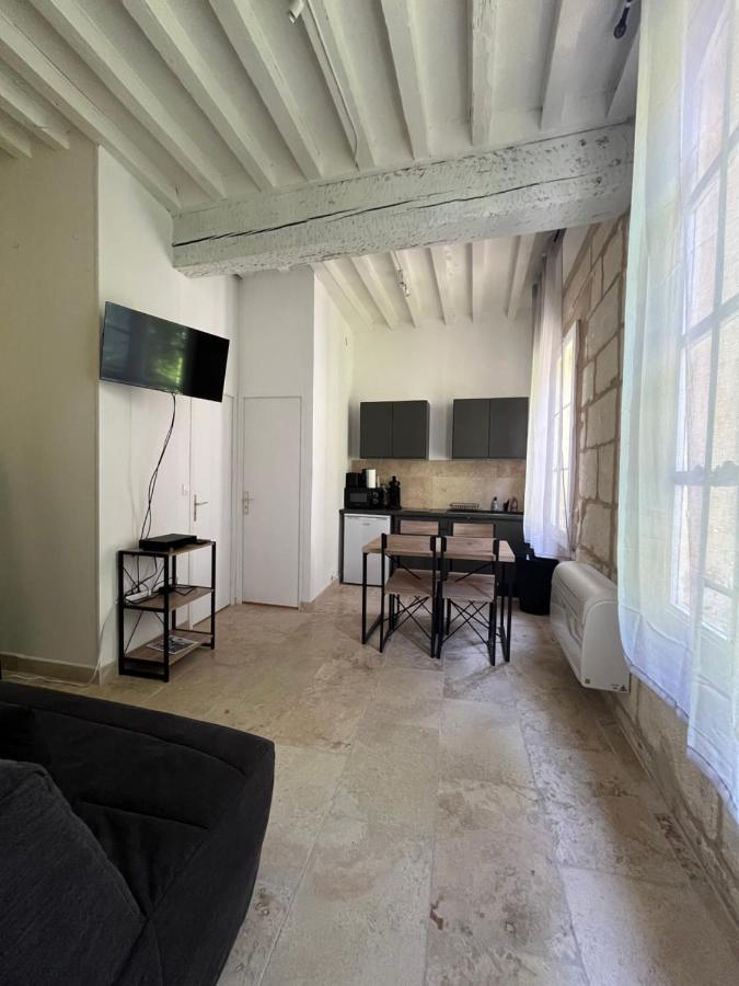 Le Cocon De La Roquette Apartment อาร์ลส์ ภายนอก รูปภาพ